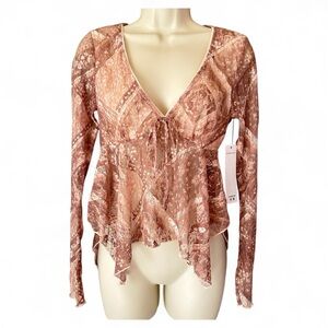 NWT Madden Girl Med Floral Lace Top Tan Pink Long Sleeve Handkerchief Hem Fairy
